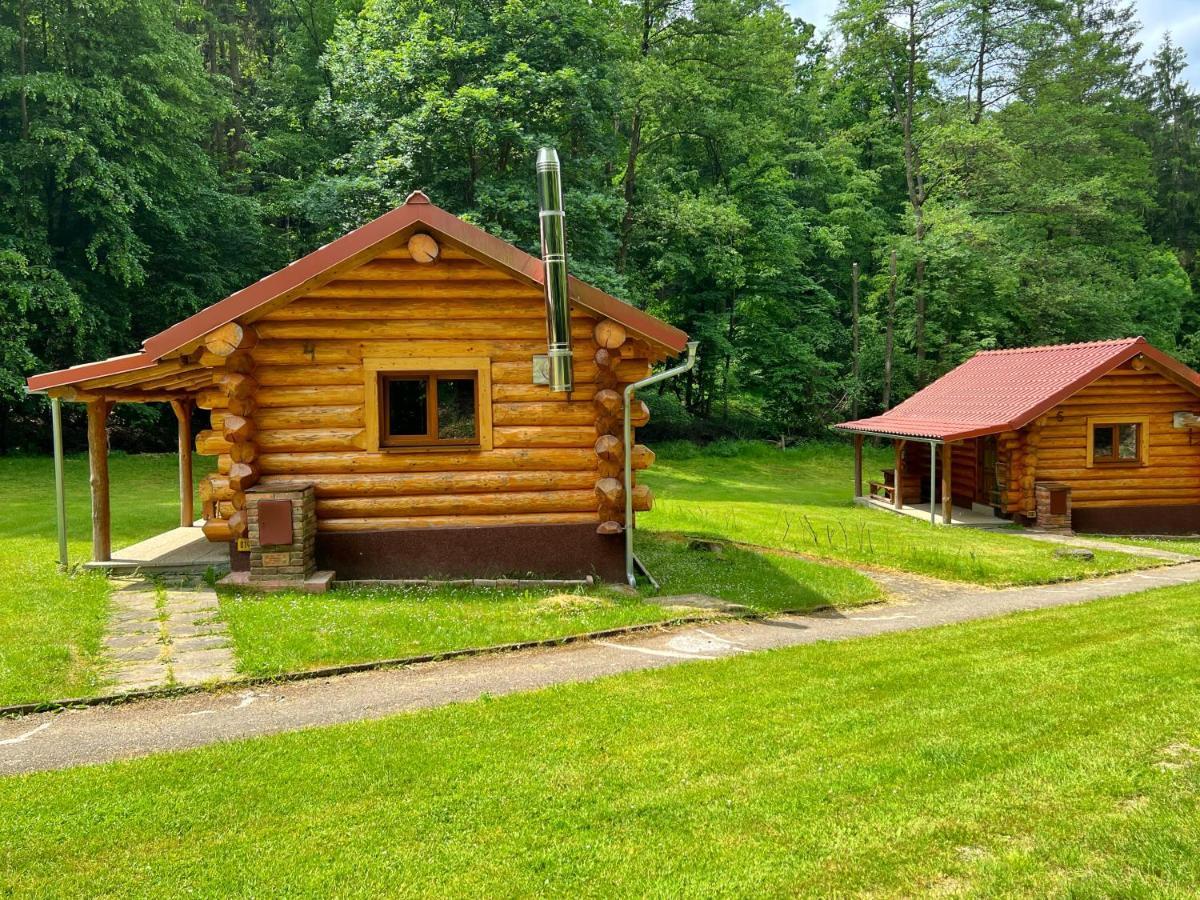 Отель Dum A Dum Zivohost Экстерьер фото